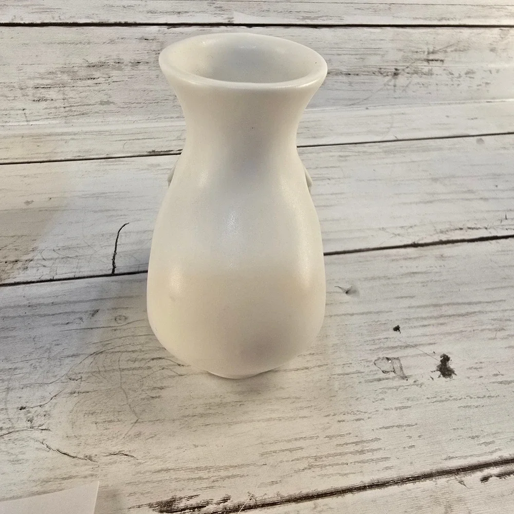 PartyLite SmartScents Fragrance Stick Holder White Ceramic Favorite Holder